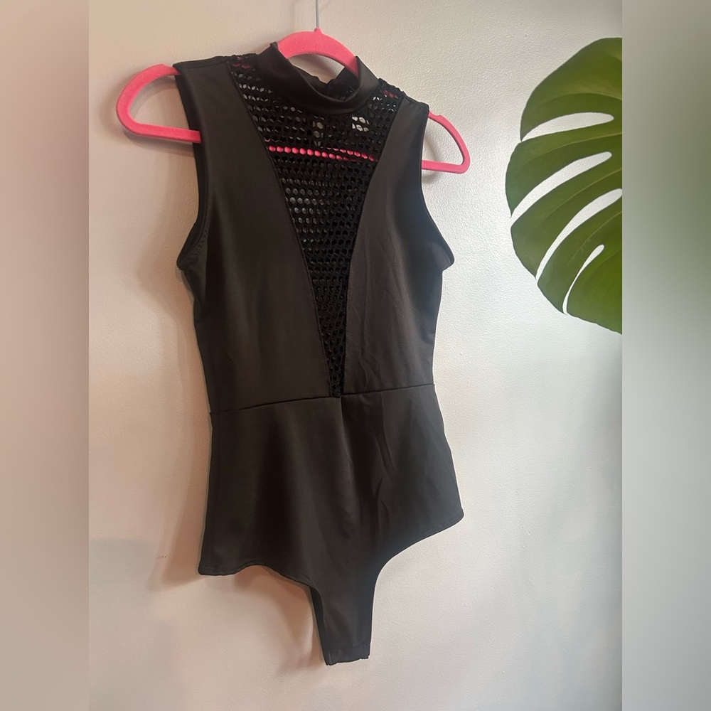 NWOT - GIBIU - Black Sleeveless Bodysuit with Mesh Detail size large